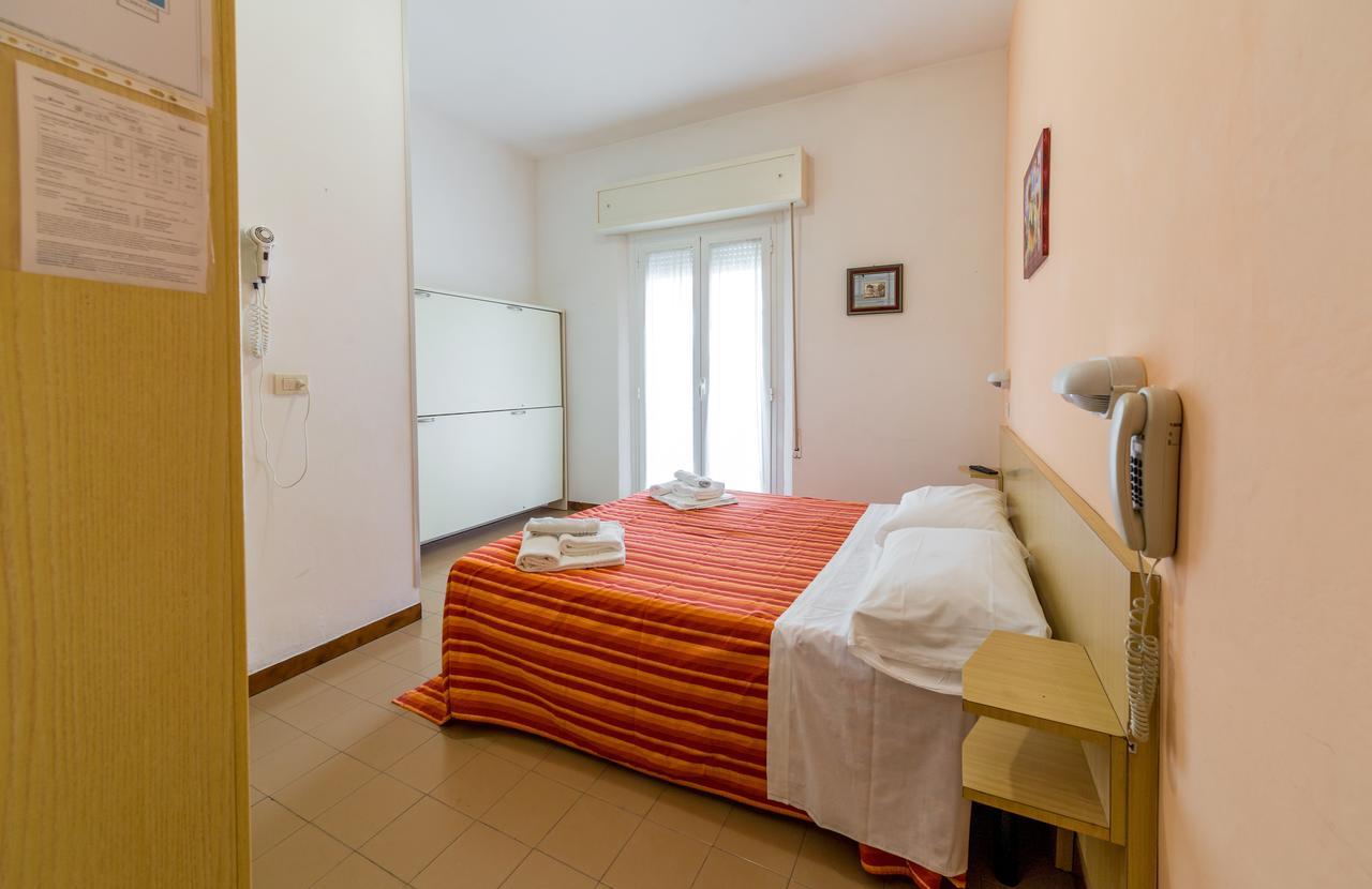 Hotel Malibu Mare Rimini Dış mekan fotoğraf